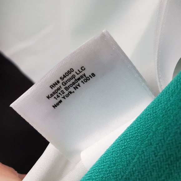 Knee length dress size 10 - Picture 3 of 3